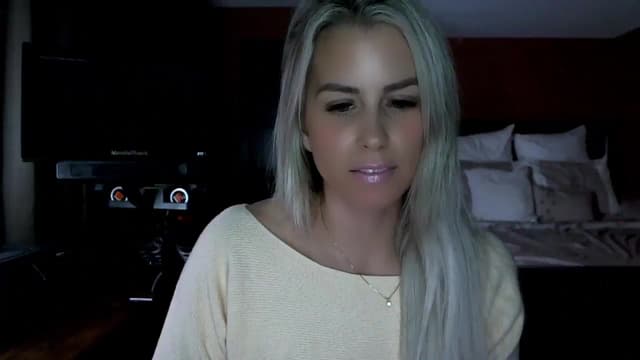 Gallery image thumbnail from Cora9's myfreecams stream on, 11/04/2024, 05:29 image 8 of 20