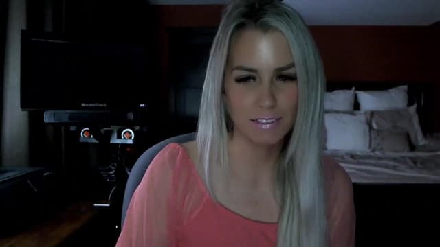 Gallery image thumbnail from Cora9's myfreecams stream on, 11/14/2024, 04:56 image 5 of 20