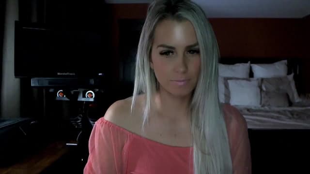 Gallery image thumbnail from Cora9's myfreecams stream on, 11/14/2024, 04:56 image 11 of 20