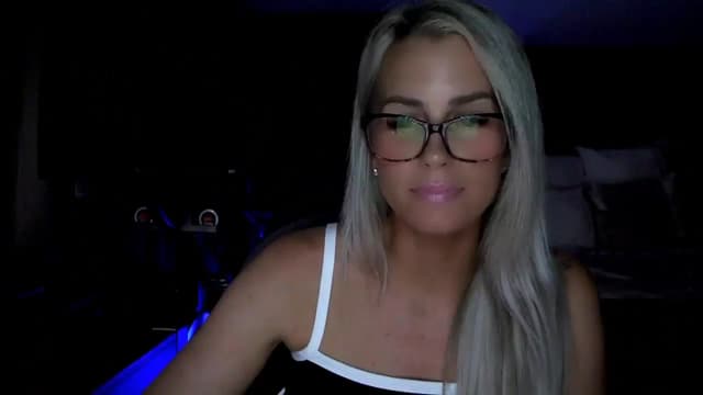 Gallery image thumbnail from Cora9's myfreecams stream on, 06/03/2025, 04:59 image 18 of 20
