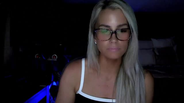 Gallery image thumbnail from Cora9's myfreecams stream on, 06/03/2025, 04:59 image 15 of 20