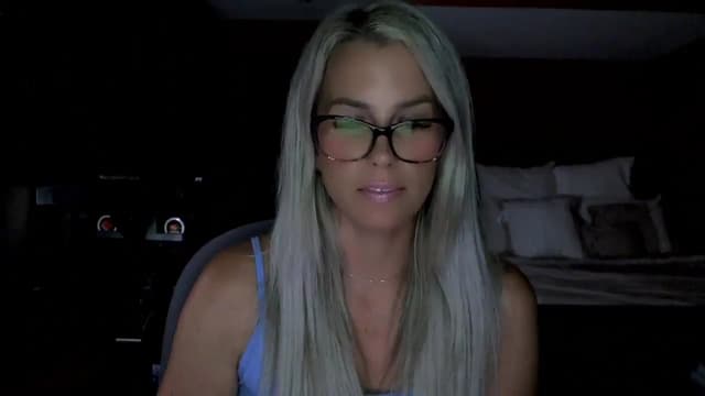 Gallery image thumbnail from Cora9's myfreecams stream on, 08/06/2025, 05:09 image 8 of 20