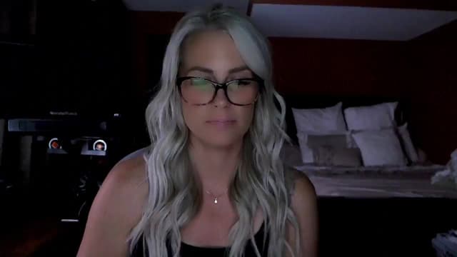 Gallery image thumbnail from Cora9's myfreecams stream on, 09/03/2025, 03:56 image 17 of 20
