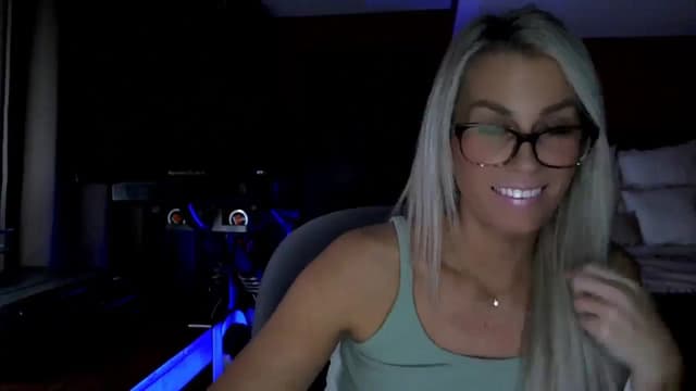 Gallery image thumbnail from Cora9's myfreecams stream on, 10/30/2025, 04:53 image 18 of 20