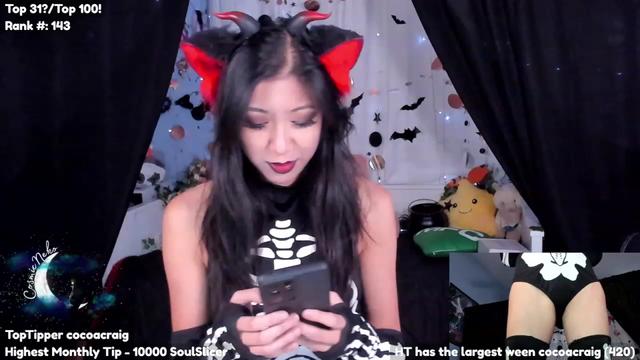 Gallery image thumbnail from CosmicNeko's myfreecams stream on, 10/18/2023, 04:32 image 8 of 20