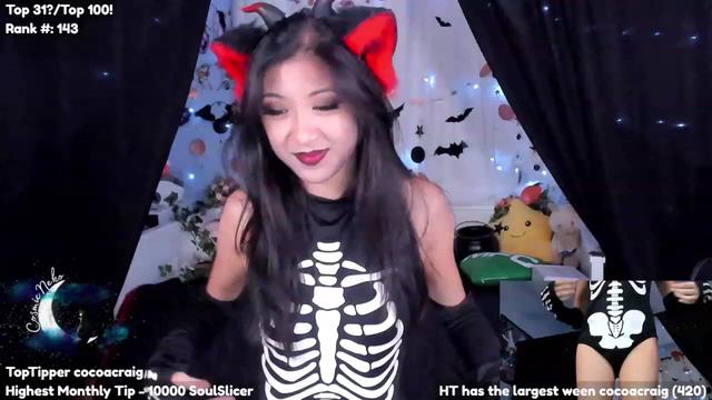 Gallery image thumbnail from CosmicNeko's myfreecams stream on, 10/18/2023, 04:32 image 6 of 20