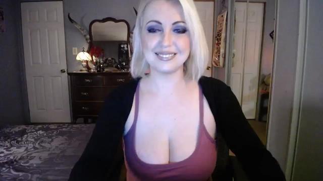 Gallery image thumbnail from Country_Daisy's myfreecams stream on, 12/14/2023, 24:31 image 19 of 20