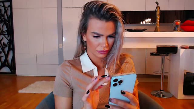 Gallery image thumbnail from D_y_y's myfreecams stream on, 11/19/2022, 05:17 image 16 of 20
