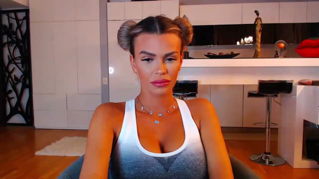Gallery image thumbnail from D_y_y's myfreecams stream on, 12/06/2022, 05:13 image 13 of 20