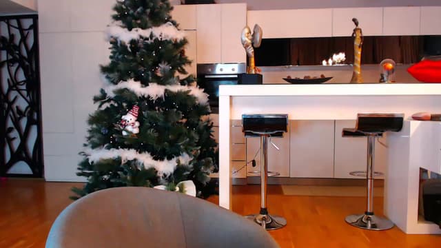 Gallery image thumbnail from D_y_y's myfreecams stream on, 12/10/2022, 03:15 image 3 of 20
