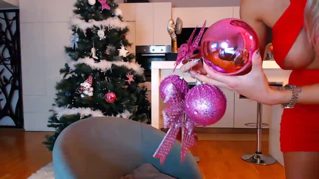 Gallery image thumbnail from D_y_y's myfreecams stream on, 12/12/2022, 03:42 image 8 of 20