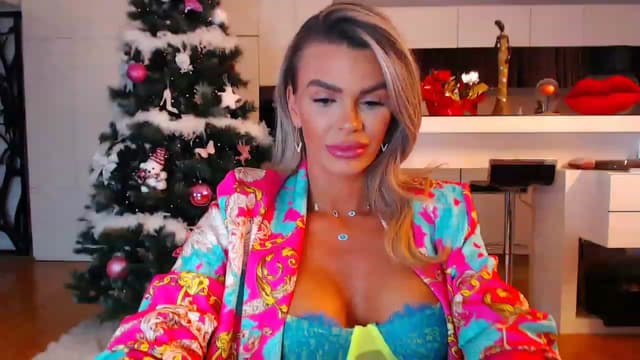 Gallery image thumbnail from D_y_y's myfreecams stream on, 12/15/2022, 01:58 image 3 of 20