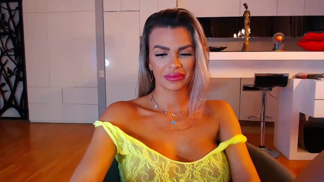 Gallery image thumbnail from D_y_y's myfreecams stream on, 12/30/2022, 05:14 image 7 of 20