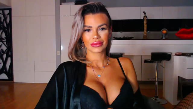 Gallery image thumbnail from D_y_y's myfreecams stream on, 01/09/2023, 03:04 image 1 of 20