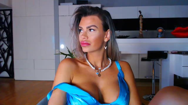Gallery image thumbnail from D_y_y's myfreecams stream on, 01/13/2023, 04:25 image 11 of 20