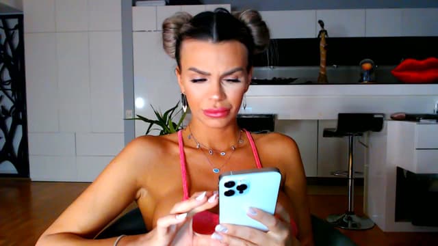 Gallery image thumbnail from D_y_y's myfreecams stream on, 01/15/2023, 05:02 image 8 of 20