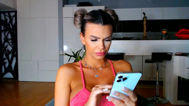Gallery image thumbnail from D_y_y's myfreecams stream on, 01/15/2023, 05:02 image 1 of 20