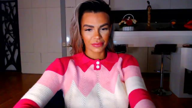 Gallery image thumbnail from D_y_y's myfreecams stream on, 01/20/2023, 05:02 image 10 of 20