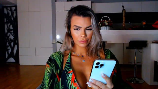 Gallery image thumbnail from D_y_y's myfreecams stream on, 01/23/2023, 04:36 image 16 of 20