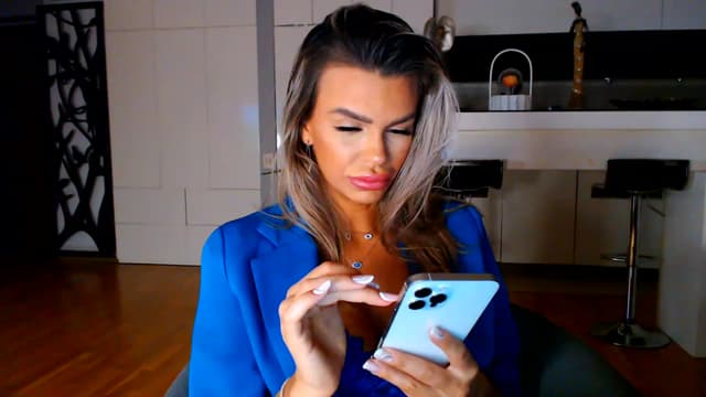 Gallery image thumbnail from D_y_y's myfreecams stream on, 01/29/2023, 05:07 image 18 of 20