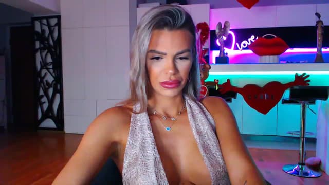 Gallery image thumbnail from D_y_y's myfreecams stream on, 02/10/2023, 03:53 image 13 of 20