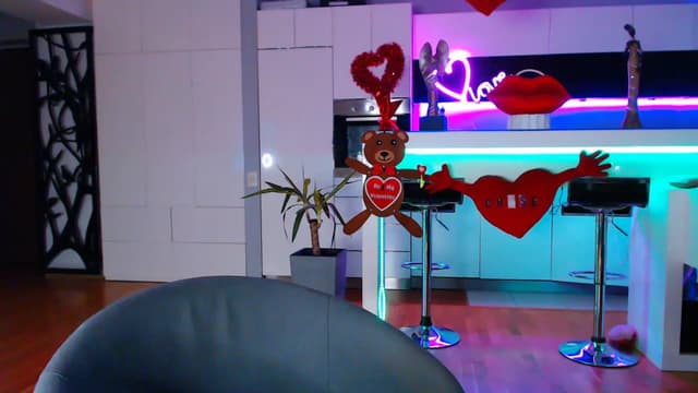 Gallery image thumbnail from D_y_y's myfreecams stream on, 02/11/2023, 05:05 image 9 of 20