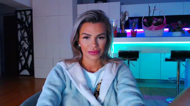 Gallery image thumbnail from D_y_y's myfreecams stream on, 03/04/2023, 05:35 image 16 of 20