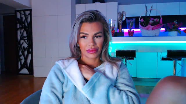 Gallery image thumbnail from D_y_y's myfreecams stream on, 03/04/2023, 05:35 image 15 of 20