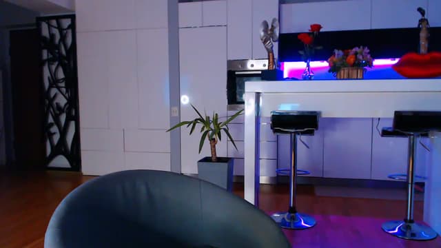 Gallery image thumbnail from D_y_y's myfreecams stream on, 03/12/2023, 05:16 image 15 of 20