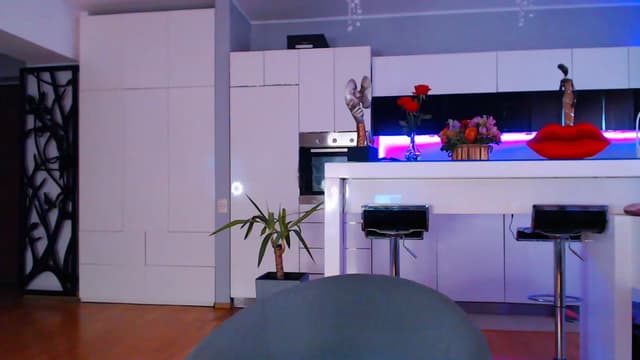 Gallery image thumbnail from D_y_y's myfreecams stream on, 03/12/2023, 05:39 image 1 of 20
