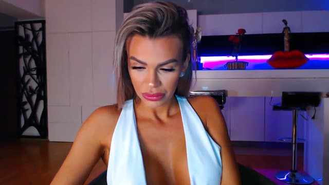 Gallery image thumbnail from D_y_y's myfreecams stream on, 03/19/2023, 05:18 image 9 of 20