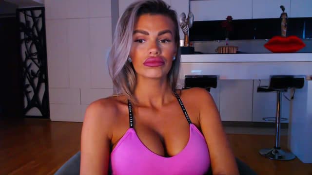 Gallery image thumbnail from D_y_y's myfreecams stream on, 04/18/2023, 04:30 image 16 of 20