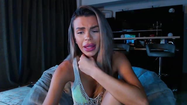 Gallery image thumbnail from D_y_y's myfreecams stream on, 04/29/2023, 05:14 image 3 of 20