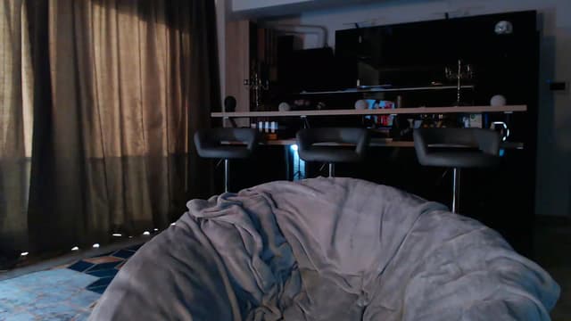 Gallery image thumbnail from D_y_y's myfreecams stream on, 05/03/2023, 04:00 image 7 of 20