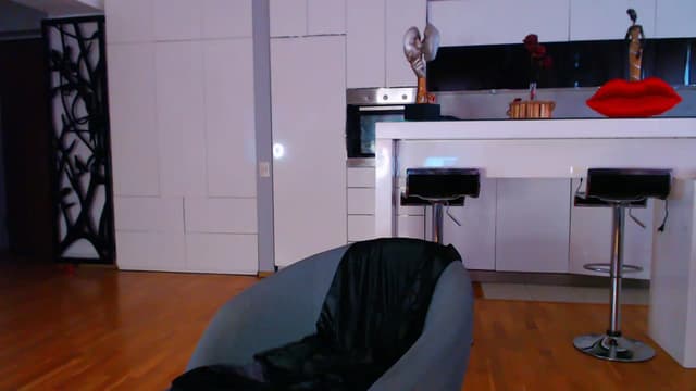 Gallery image thumbnail from D_y_y's myfreecams stream on, 05/16/2023, 04:45 image 16 of 20