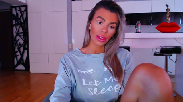 Gallery image thumbnail from D_y_y's myfreecams stream on, 06/08/2023, 04:20 image 11 of 20