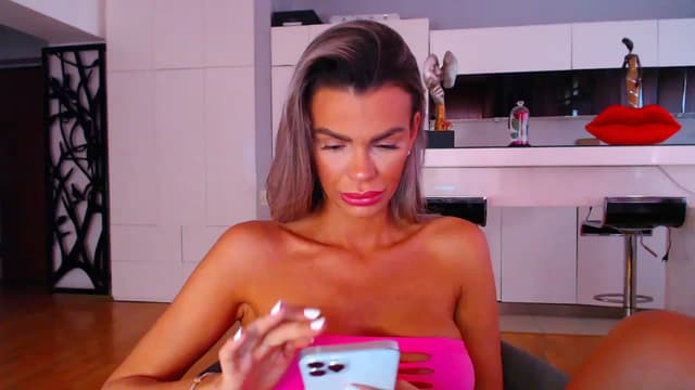 Gallery image thumbnail from D_y_y's myfreecams stream on, 06/10/2023, 04:21 image 8 of 20
