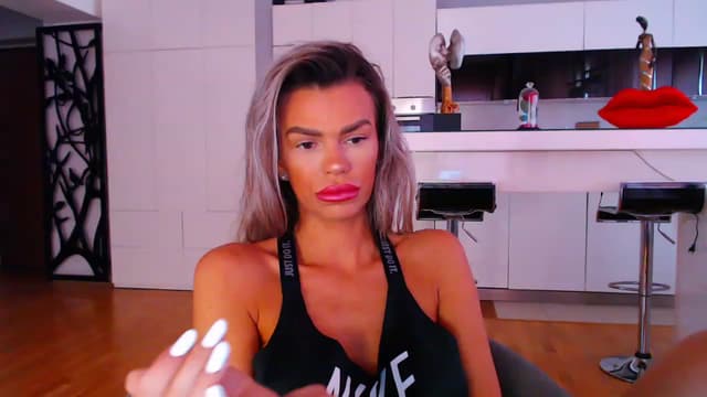 Gallery image thumbnail from D_y_y's myfreecams stream on, 06/15/2023, 04:11 image 17 of 20