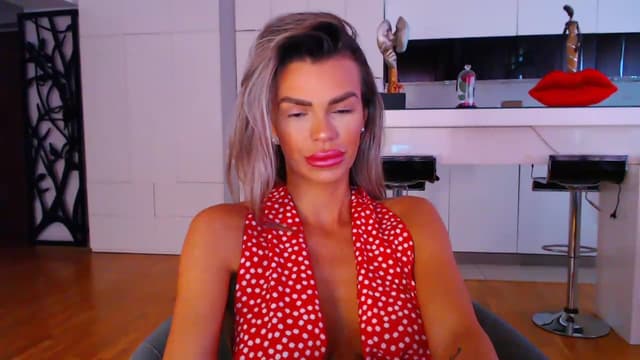 Gallery image thumbnail from D_y_y's myfreecams stream on, 06/16/2023, 04:22 image 17 of 20