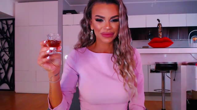 Gallery image thumbnail from D_y_y's myfreecams stream on, 06/18/2023, 05:20 image 5 of 20