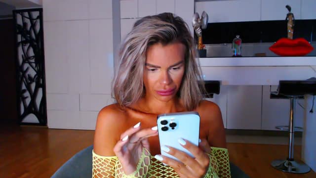 Gallery image thumbnail from D_y_y's myfreecams stream on, 07/31/2023, 04:50 image 10 of 20