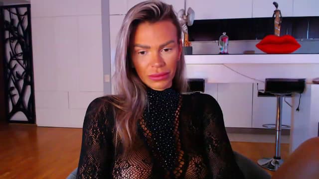 Gallery image thumbnail from D_y_y's myfreecams stream on, 08/17/2023, 04:35 image 14 of 20