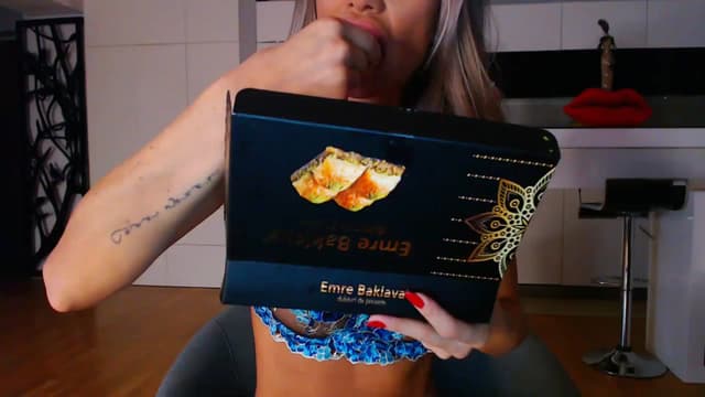 Gallery image thumbnail from D_y_y's myfreecams stream on, 10/03/2023, 04:11 image 1 of 20