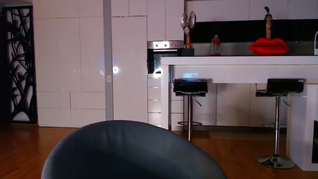 Gallery image thumbnail from D_y_y's myfreecams stream on, 10/03/2023, 04:11 image 19 of 20