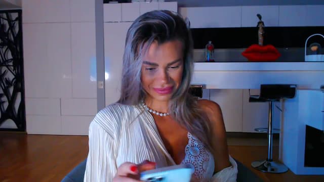 Gallery image thumbnail from D_y_y's myfreecams stream on, 10/05/2023, 05:25 image 6 of 20