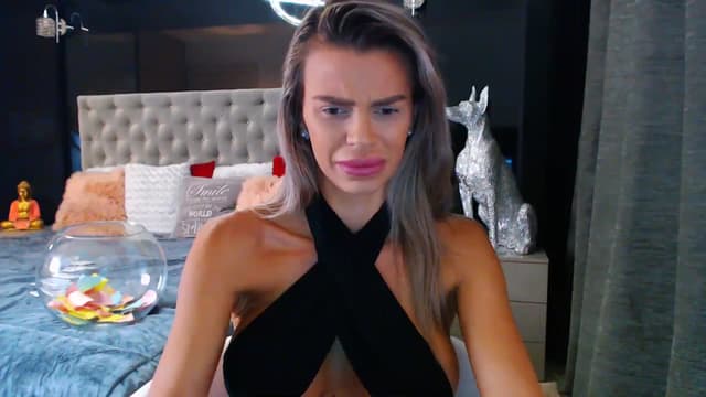 Gallery image thumbnail from D_y_y's myfreecams stream on, 10/07/2023, 05:26 image 12 of 20