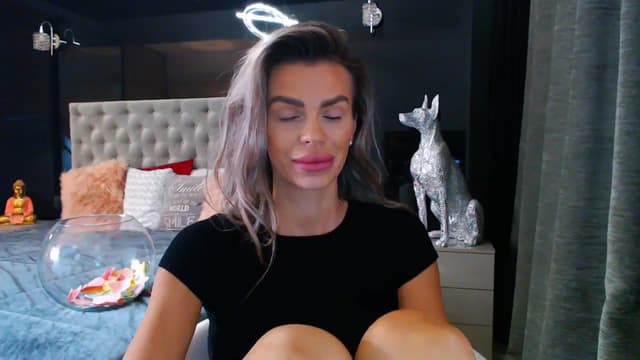Gallery image thumbnail from D_y_y's myfreecams stream on, 10/10/2023, 04:57 image 13 of 20