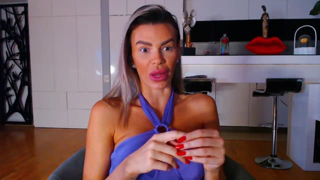 Gallery image thumbnail from D_y_y's myfreecams stream on, 10/19/2023, 05:50 image 10 of 20