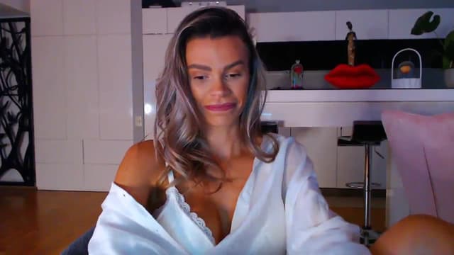 Gallery image thumbnail from D_y_y's myfreecams stream on, 10/22/2023, 05:12 image 14 of 20