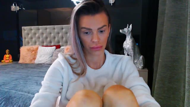 Gallery image thumbnail from D_y_y's myfreecams stream on, 11/07/2023, 05:37 image 19 of 20